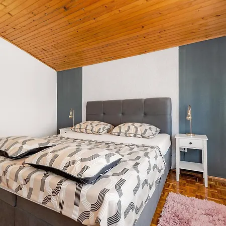 Apartmán Irma Srima